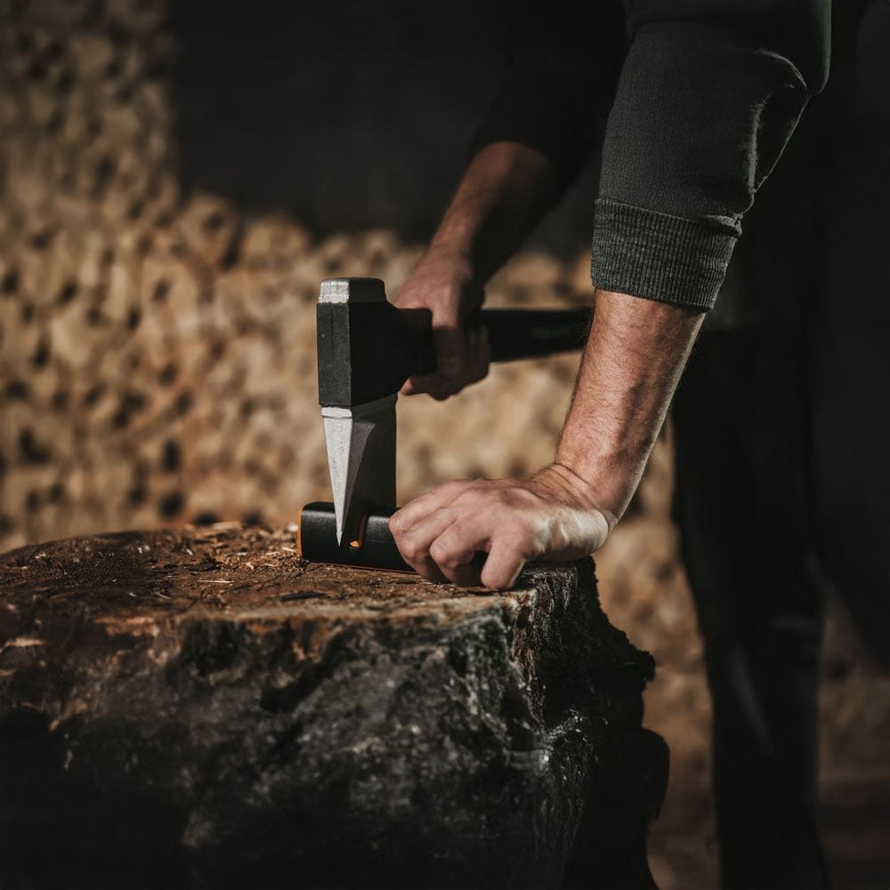 FISKARS XSharp Axe & Knife Sharpener