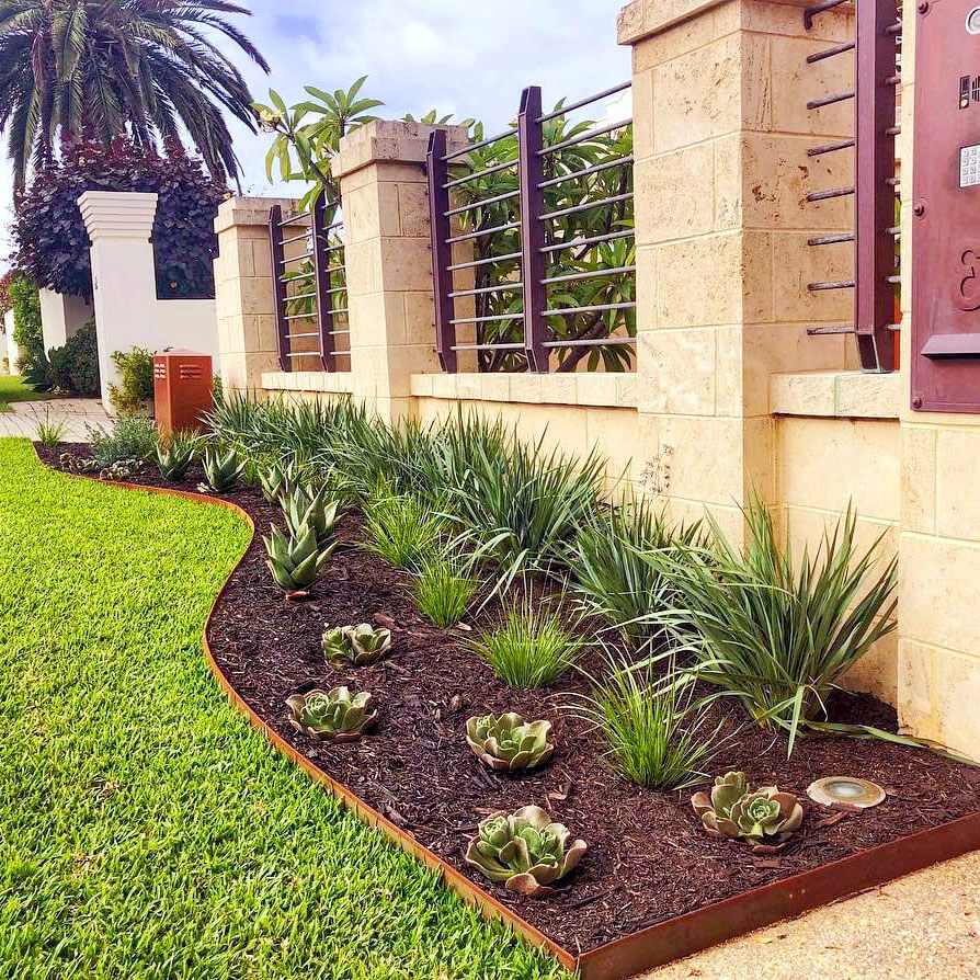 STRAIGHTCURVE Flexline Edging - Weathering Steel - 100mm