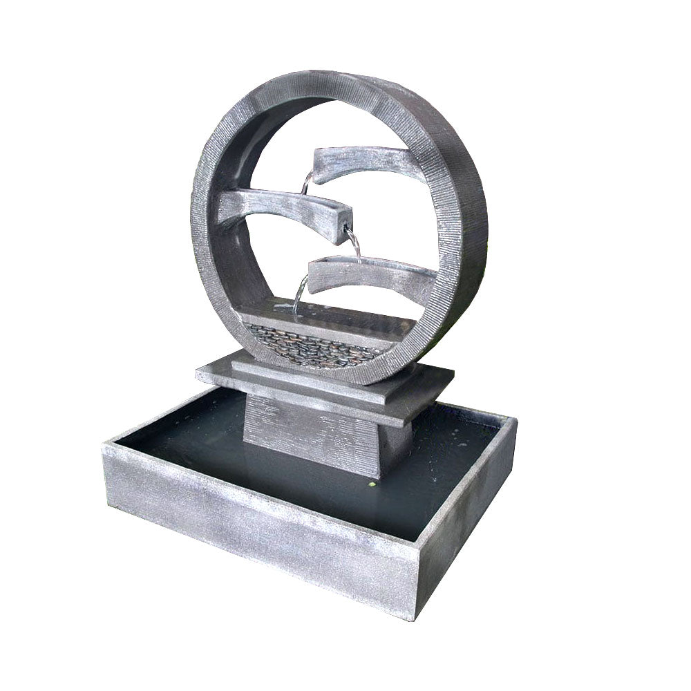 Wagon Wheel Fountain