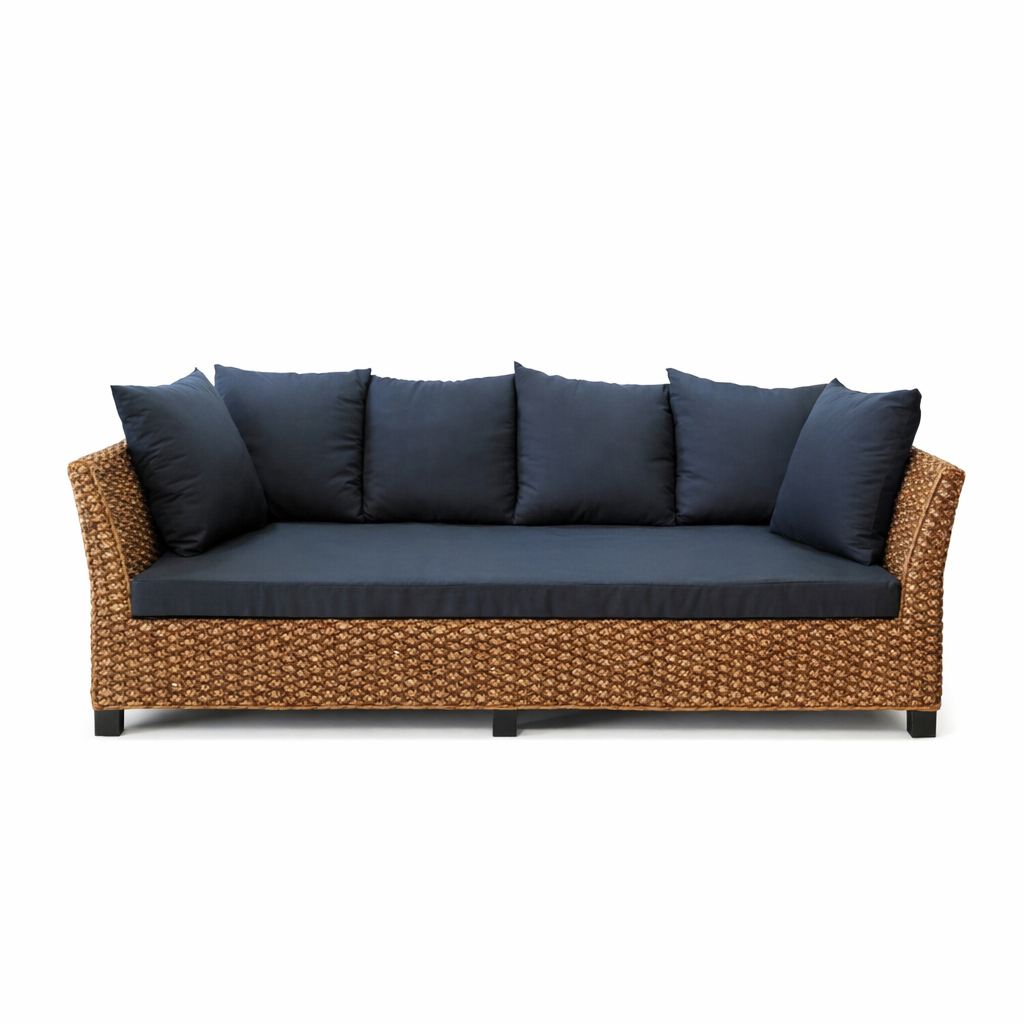 Rattan daybed with cushions