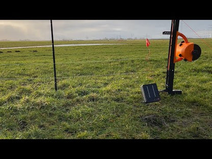GALLAGHER S12 Lithium Solar Fence Energizer